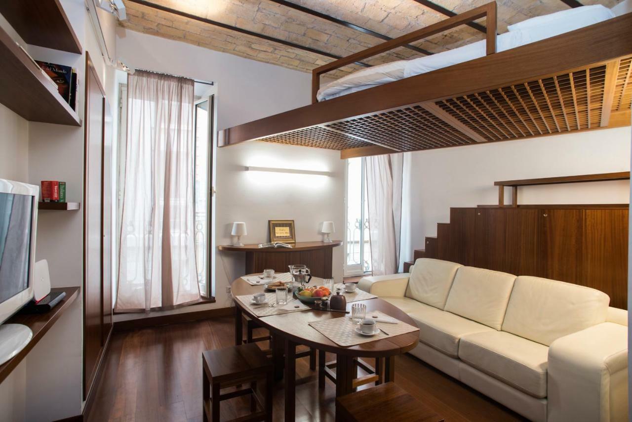 Trevi Fountain - Lovely Loft Apartment Рим Екстер'єр фото