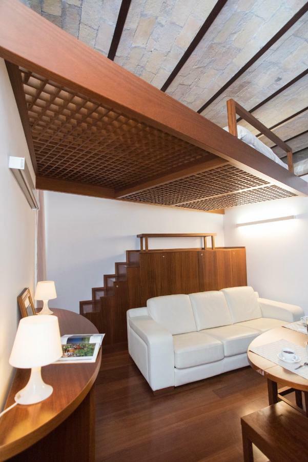 Trevi Fountain - Lovely Loft Apartment Рим Екстер'єр фото