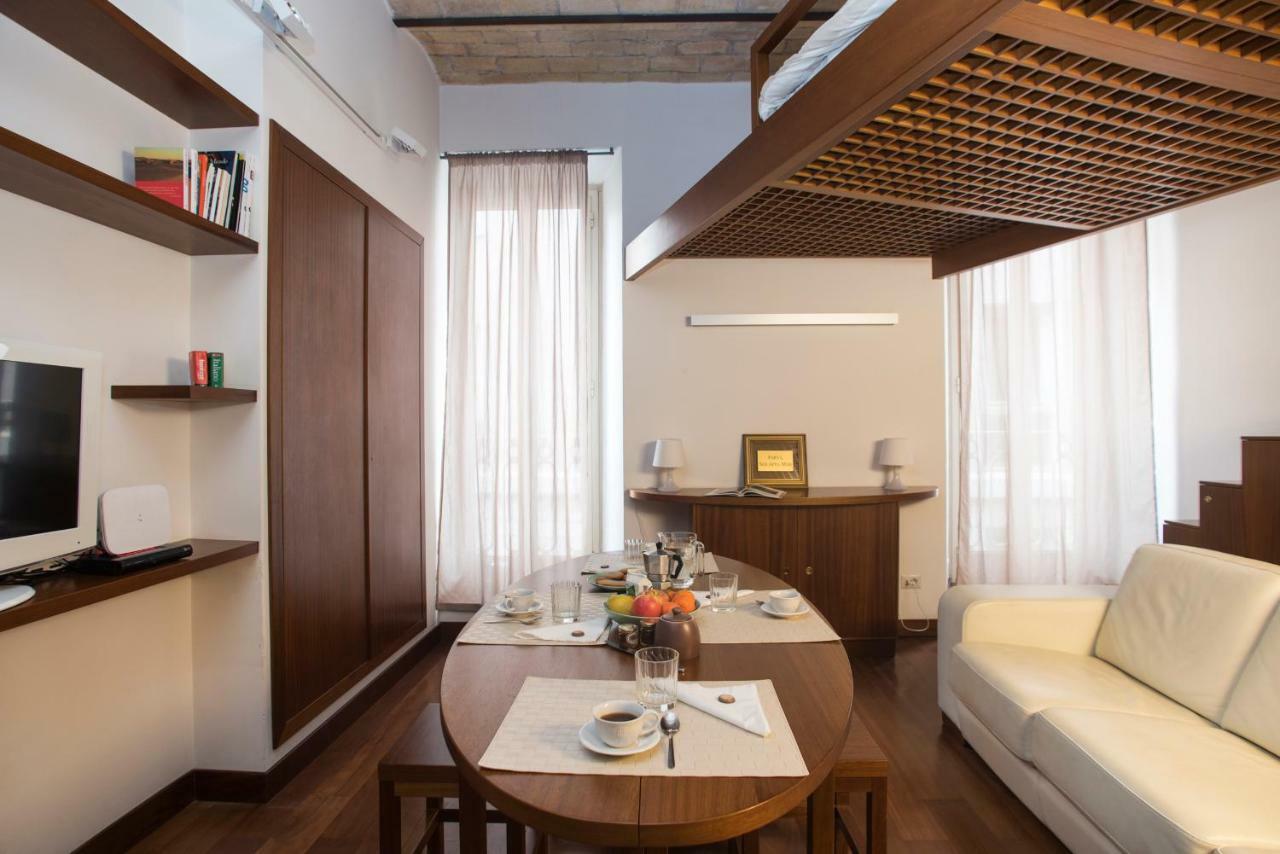 Trevi Fountain - Lovely Loft Apartment Рим Екстер'єр фото