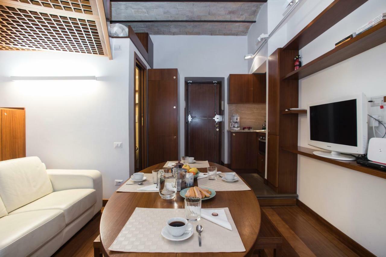 Trevi Fountain - Lovely Loft Apartment Рим Екстер'єр фото